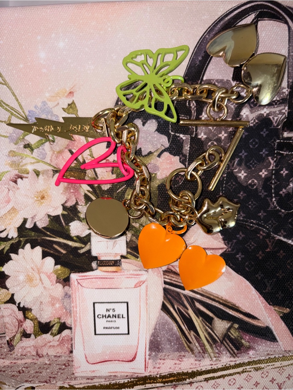 Betsey Johnson Gold Tone Charm Bracelet with Neon Pink & Orange Heart Accents - Picture 3 of 3